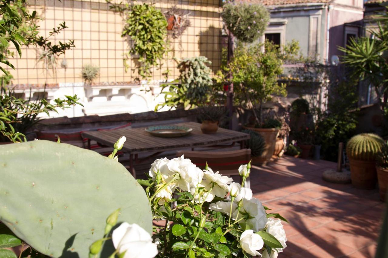 Tre Vie Apartment Con Terrazzo Giardino Pensile Катания Экстерьер фото